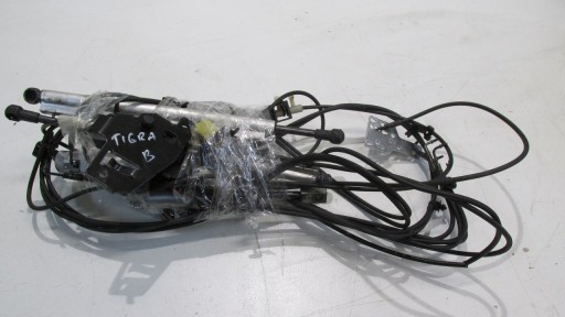 OPEL TIGRA II B 04 ПРИВОДЫ КРЫШИ В СБОРЕ