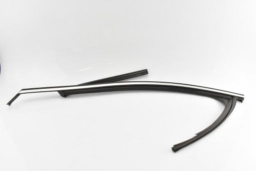 31278599 - Уплотнитель стекла двери левый передний VOLVO V40 II 12-