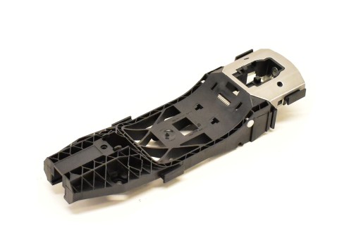 8V0837885 D37 - Направляюча ручки дверей водія AUDI A1 A3 8V Q2