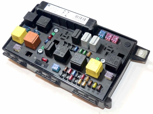 Модуль UEC 13205783 FZ Opel ASTRA H вышел из системы