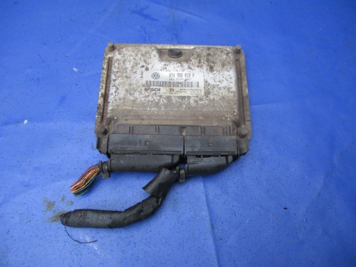 Контролер двигуна vw lt 2.5 tdi 074906018p 0281010408