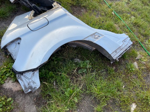 Mercedes b-class w245 правый задний передний фендер