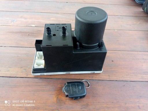 Насос центрального замка audi 8d0862257e с дистанционным управлением