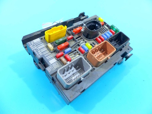 9675877980 - Драйвер bsm модуль citroen c5 iii peugeot 5008 i