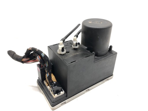 Насос центрального замка audi a4 94-01 8d0862257