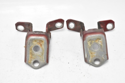 ПЕРЕДНИЙ ПРАВЫЙ HINGE CX7 CX-7 32V