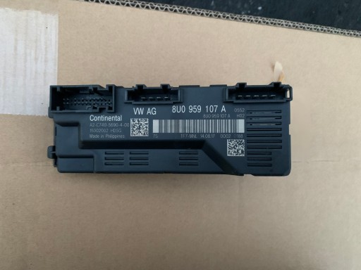 8U0959107A - AUDI Q3 8u0 модуль драйвер заслінки 8u0959107