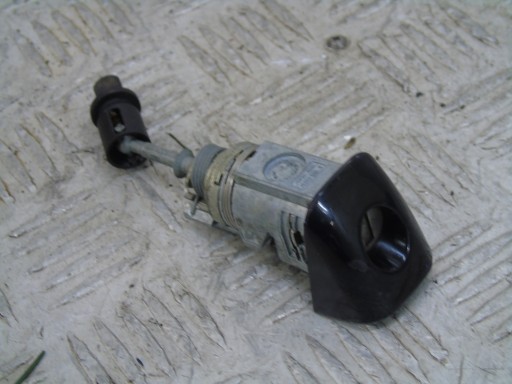 Audi A5 8T вставка замка двери LP 8R1837167B EU