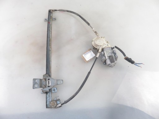 (R20) - Стеклоподъёмник левый передний nissan terrano ii