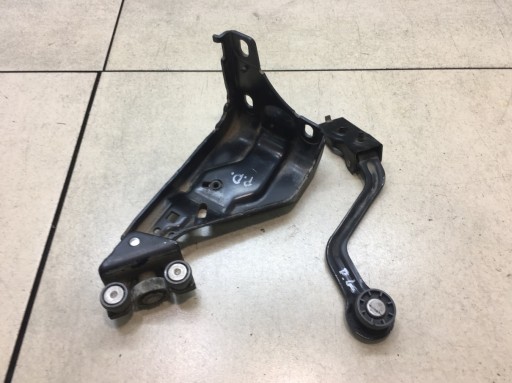 РОЛИК ПРАВОЙ ДВЕРИ В СБОРЕ PEUGEOT 807