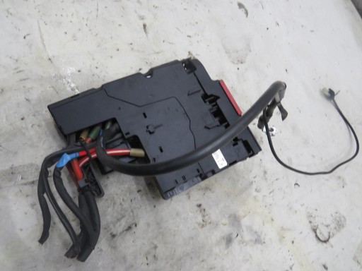 Зажим акумуляторного модуля mercedes w204 a2075400740