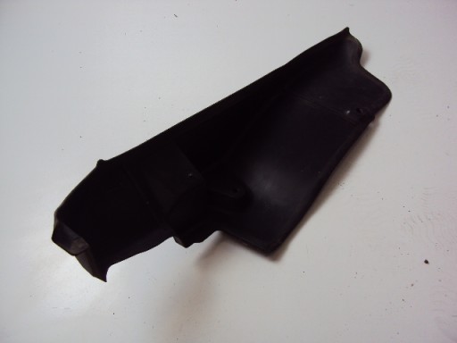 1P0853970 - БРЫЗГОВИК ПРАВЫЙ SEAT LEON II LIFT 2010