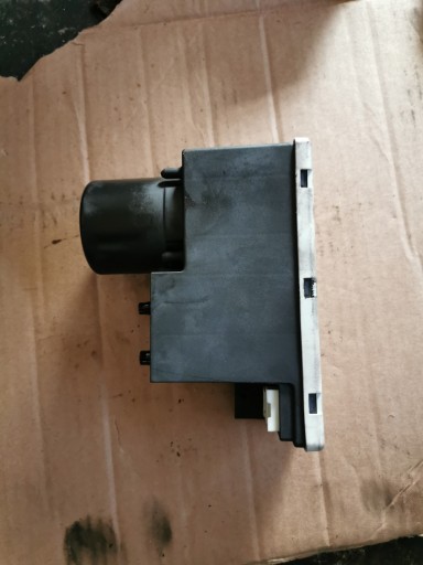 A3 8l 1.6 насос центрального замка 8d0 862 257