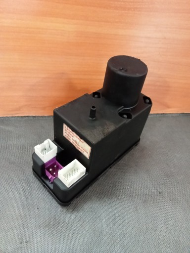 Насос центрального замка audi a4 b5 a8 s8 d2 4a0862257j оригинал