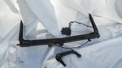 2014r - БУКСИРОВОЧНЫЙ КРЮК WESTFALIA YETI 5L0804875A ПРИСТЕГНУТЫЙ