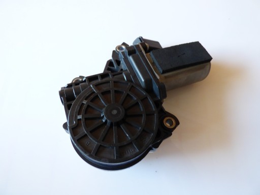 AUDI A7 S7 4G тяговый двигатель двери 4G8839004A