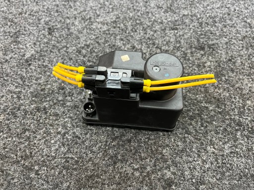 Mercedes w124 седан насос центрального замка 1248001348