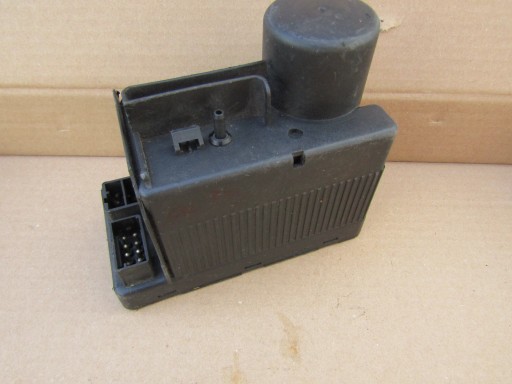 2028000048, 0132006331 - +e5 mercedes w202 93-97 насос компресора центрального замка