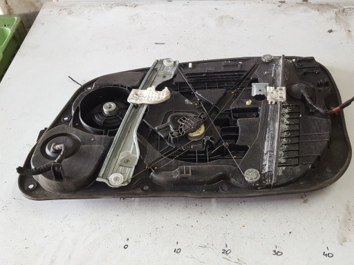 Hyundai i30 ii 12-16r склопідйомник лівий перед 5др