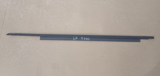 8K0837477 - Передний левый скребок AUDI A4 B8 S-LINE