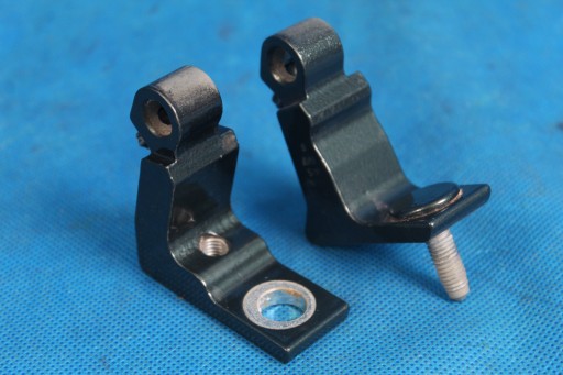 8W0831404A - AUDI A4 B9 8W петли задней правой двери LX6W 17R