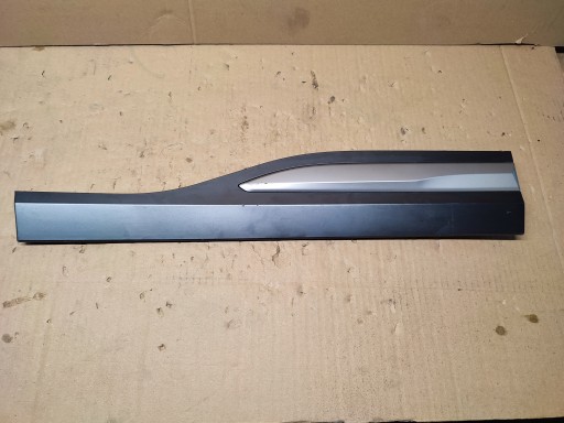 Hyundai KONA молдинг двери правый задний 87732-J9500