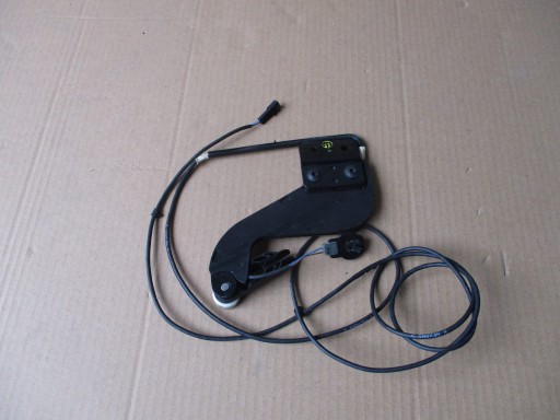 7E0843435C - Левый электрический раздвижной дверной ролик VW T5 6