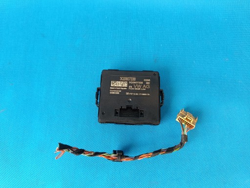 24/06 - Audi a3 8v седан 18r s-line 2.0 tdi 110 квт модуль контроллера шлюза 3q0907338