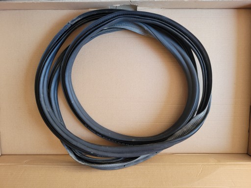 510827705 - VW SPORTSVAN ПРОКЛАДКА БАГАЖНИКА ЗАДНІ ДВЕРІ