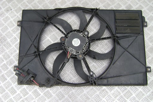 VW GOLF V-ВЕНТИЛЯТОР РАДИАТОРА 1K0121205AA