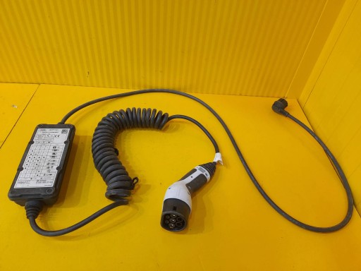 Smart fortwo iii c453 кабель зарядного пристрою a0005832703