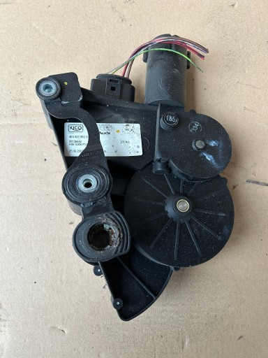 AUDI A8 D3 тяга люка задня 4e0827852g