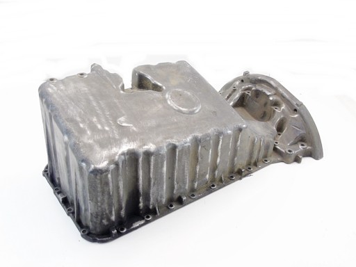 Масляный поддон 2.2 CDI SPRINTER OM611 R6110140902