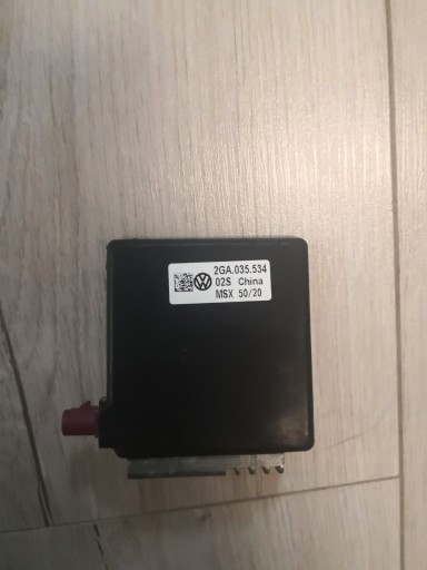 МОДУЛЬ ПІДСИЛЮВАЧА АНТЕНИ GOLF VII T-ROC 2GA035534