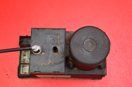 Насос центрального замка ауді а4 б5 універсал 01