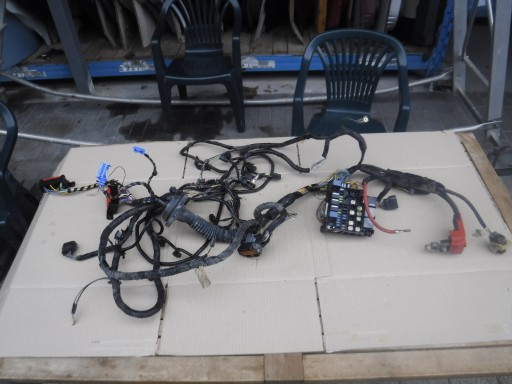 E1BT14K012CML - Жгут проводов левого лонжерона ford fiesta mk7 лифт 1.25