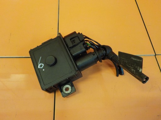 Bmw x3 2.0 d 06r контролер свічок розжарювання 7786821