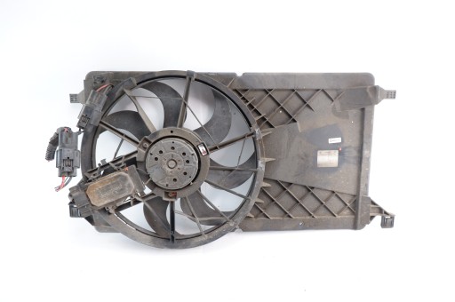 3M5H-8C607-RE - ВЕНТИЛЯТОР РАДІАТОРА FOCUS MK2 1.6 TDCI 3M5H8C607RE