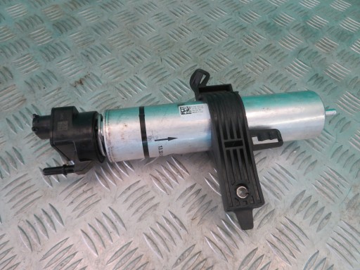 8593237 8 - Конденсатор bmw f40 116d 1.5d 22р