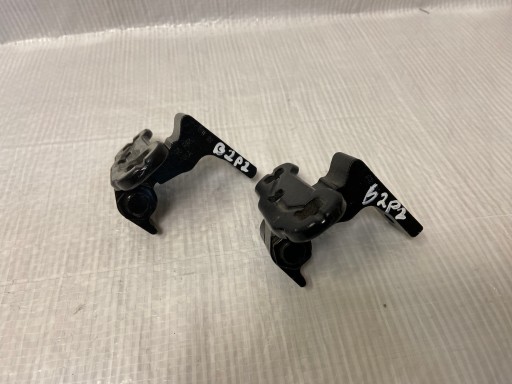 VOLVO XC40 II ПЕТЛЯ ДВЕРИ ЛЕВАЯ ЗАДНЯЯ 31457096