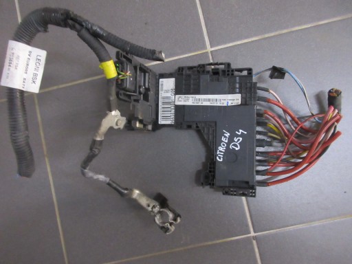 Модуль напряжения аккумулятора citroen ds4 9665878380