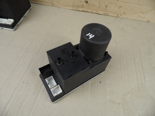 Насос центрального замка 8l0862257e