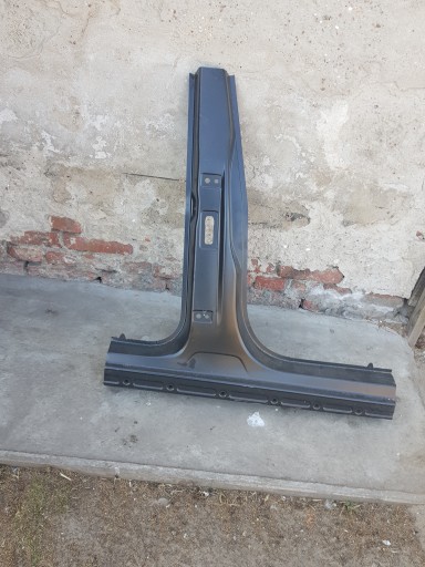 Правий поріг t-Croos 2GM