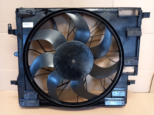 Вентилятори радіатора VOLVO S90 XC60 XC90 31657360