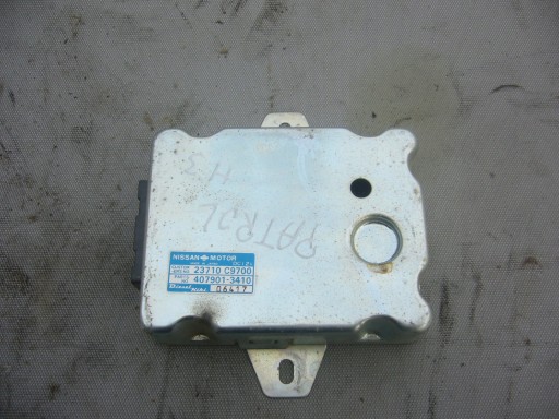 77798517 - Nissan patrol 2.8 td свічка контролер 23710 c9700