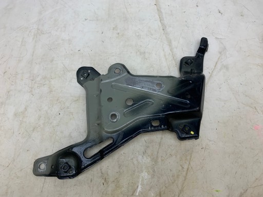 Porsche Cayenne 16-крепление кронштейн 7p5821260