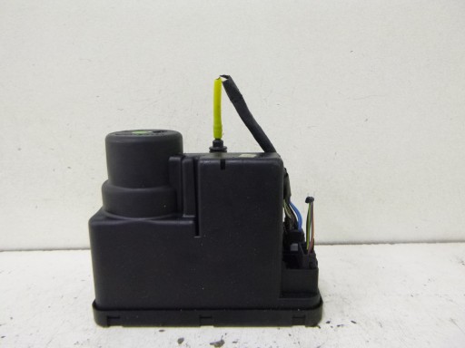 Mercedes w202 насос центрального замка 2028000848