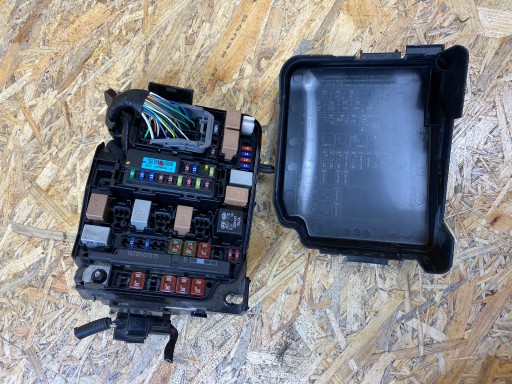 91950-3X510 - Коробка предохранителей HYUNDAI I40 1.7 CRDI