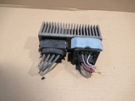 Реле свічок 8200558438-a renault megane iii