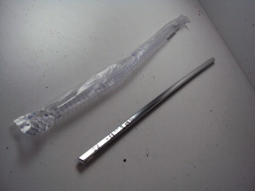 31479532 - ЗАДНЯЯ ПРАВАЯ НАКЛАДКА VOLVO XC60 II 2017-